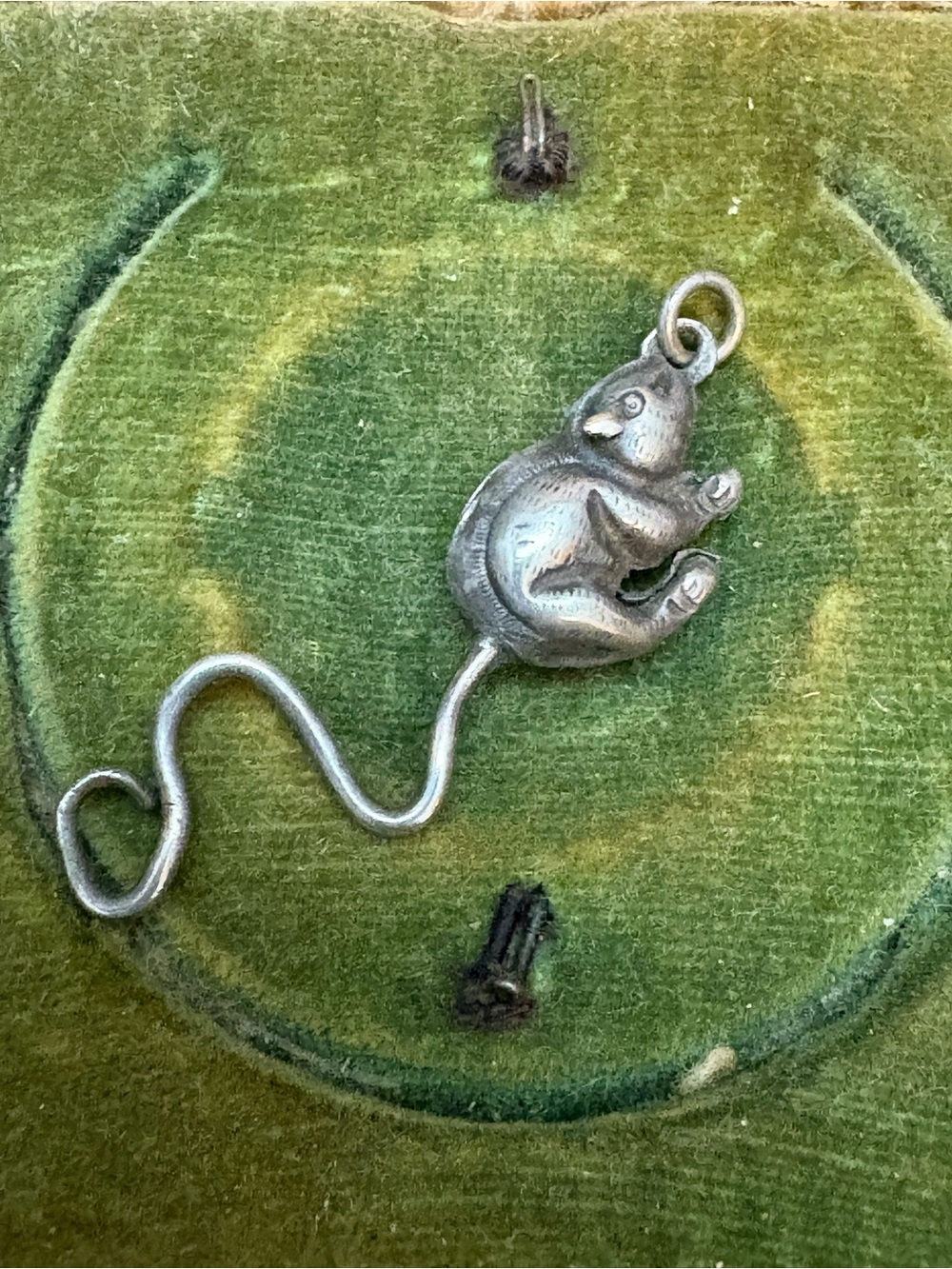Vintage silver mouse charm/pendant
